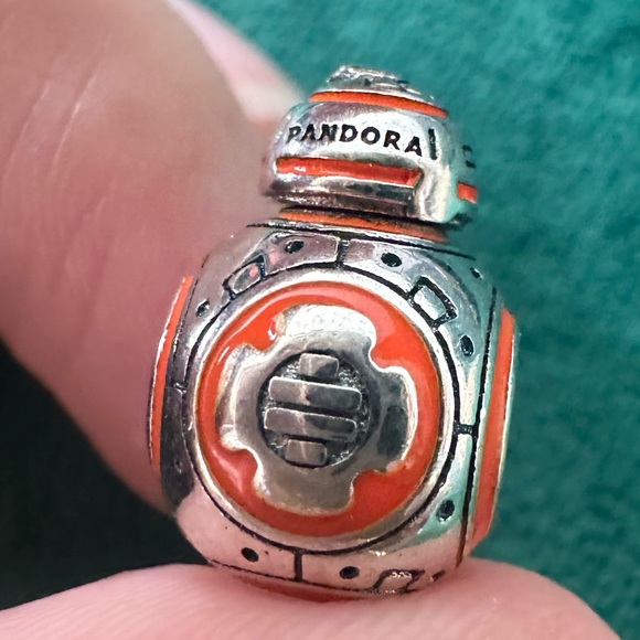 PANDORA x Star Wars BB-8 Black & Orange Enamel Charm 799243C01 - Picture 7 of 12